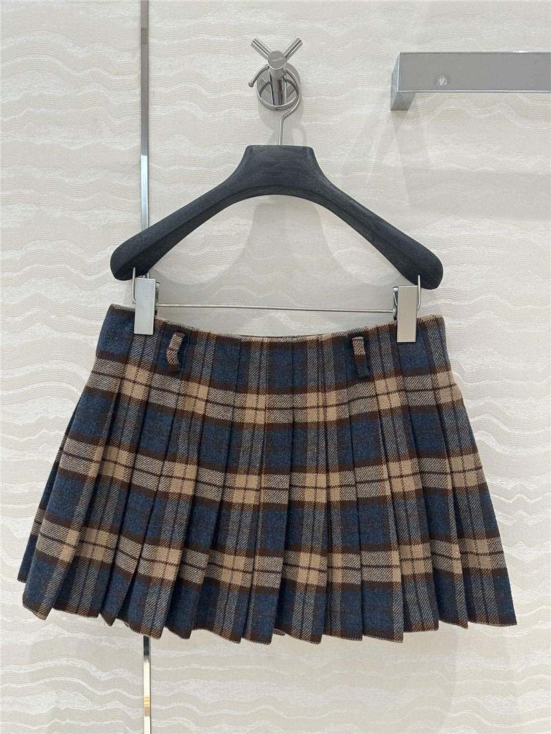 Pra*a preppy pleated skirt