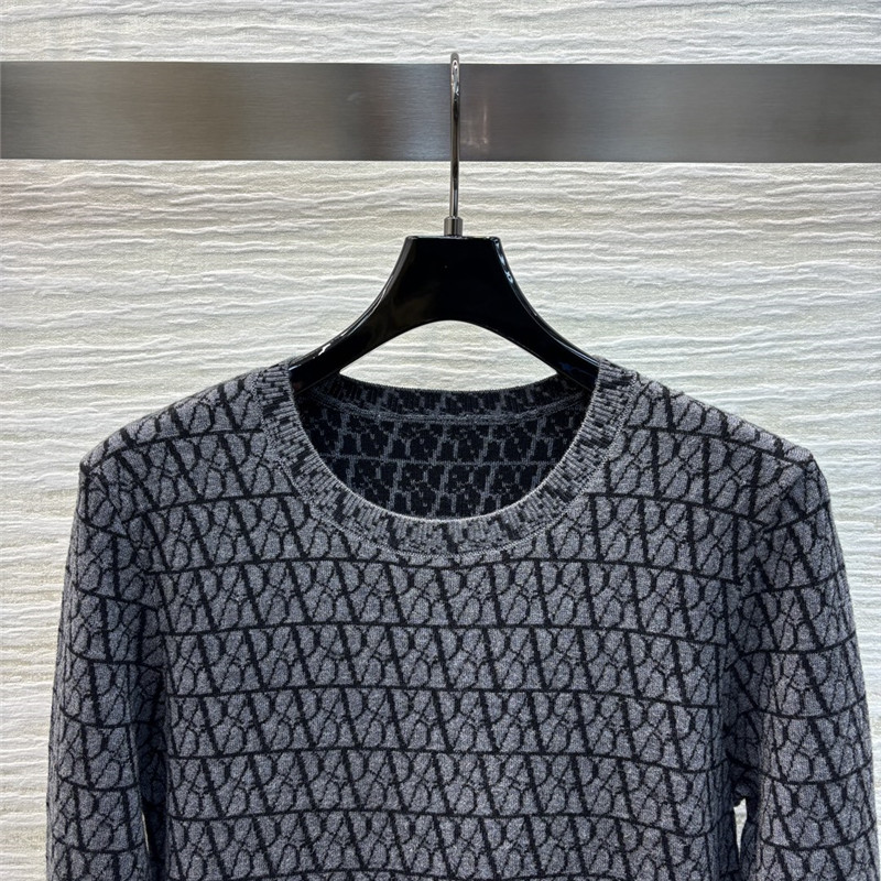 Va1e*ntin0 long sleeve knitted dress