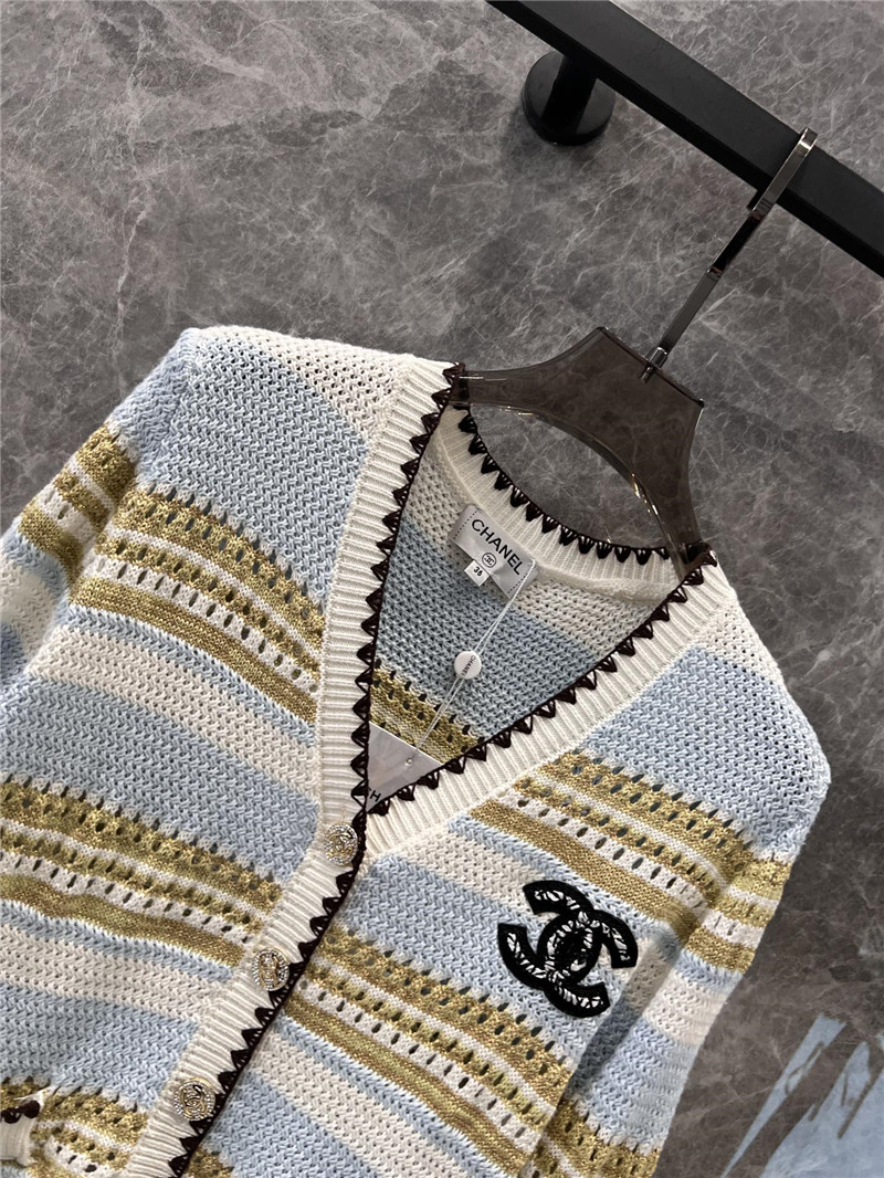 Ch**el trim multicolor striped cardigan