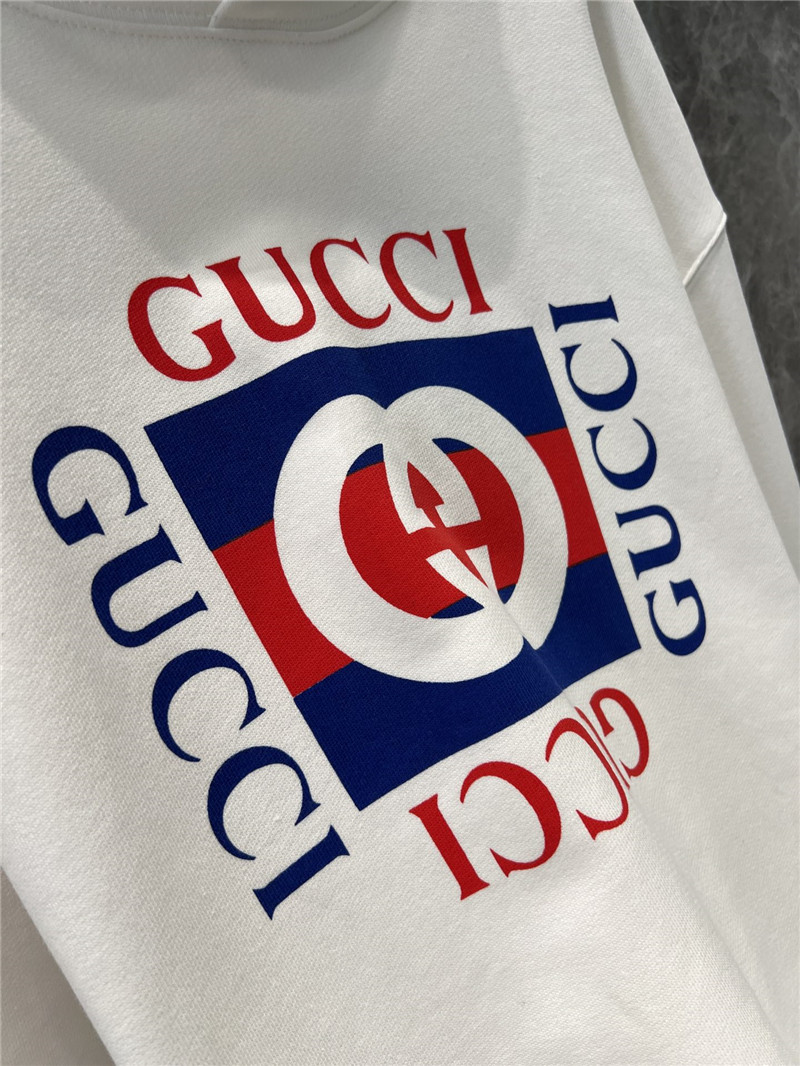 Gvc*1 printed loopback cotton hoodie in white