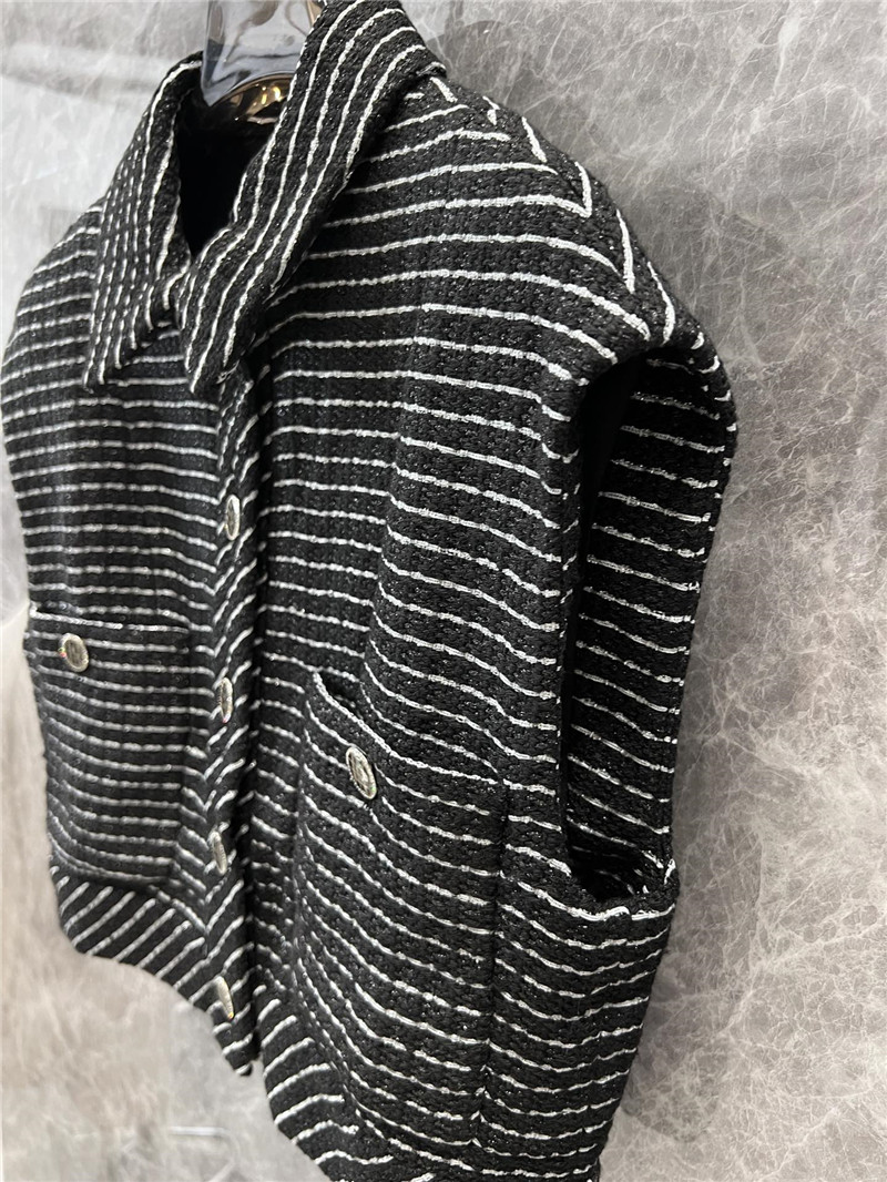 Ch**el new vest