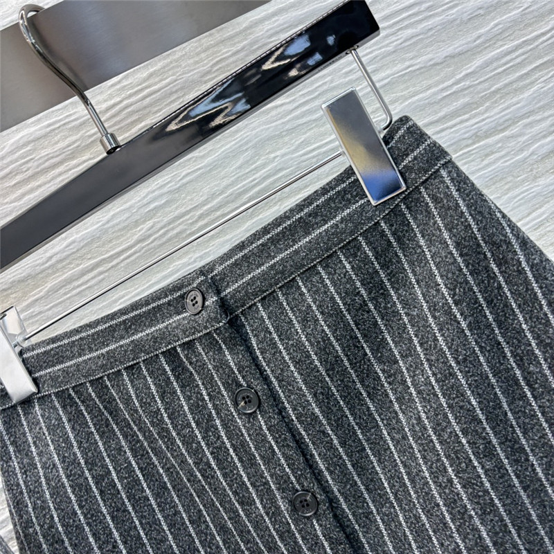 D10r striped suit