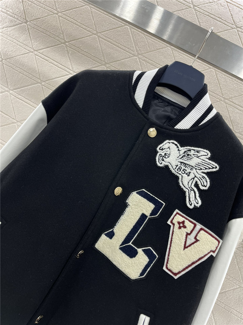 l0vis Vvtt0n lv baseball jacket