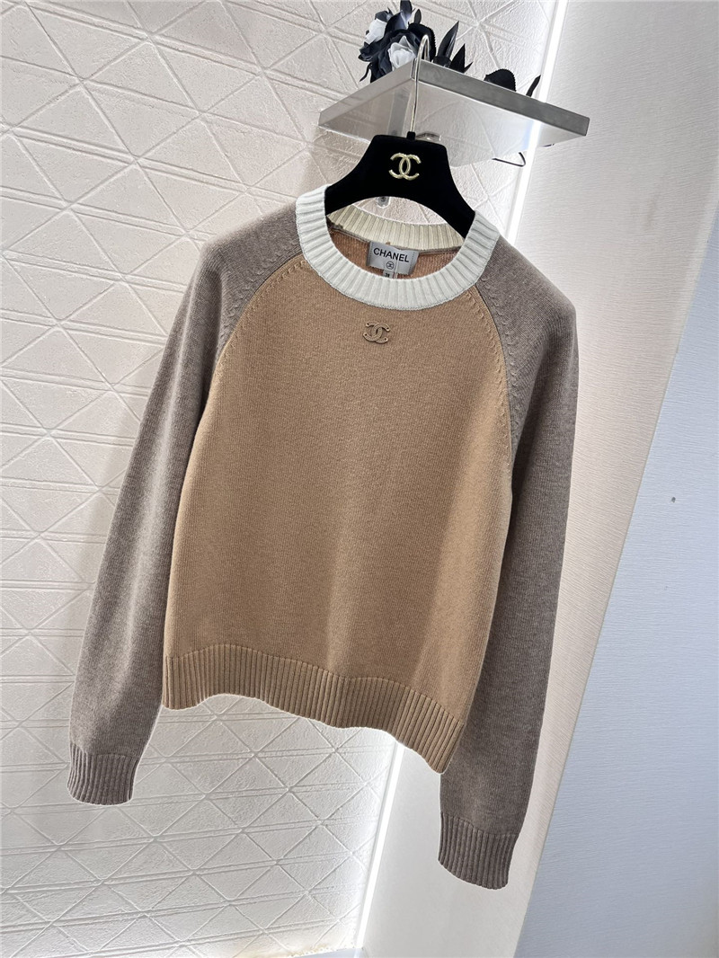 Ch**el two-tone raglan sweater beige and taupe