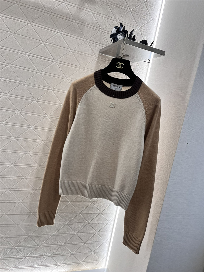 Ch**el two-tone raglan sweater beige and white