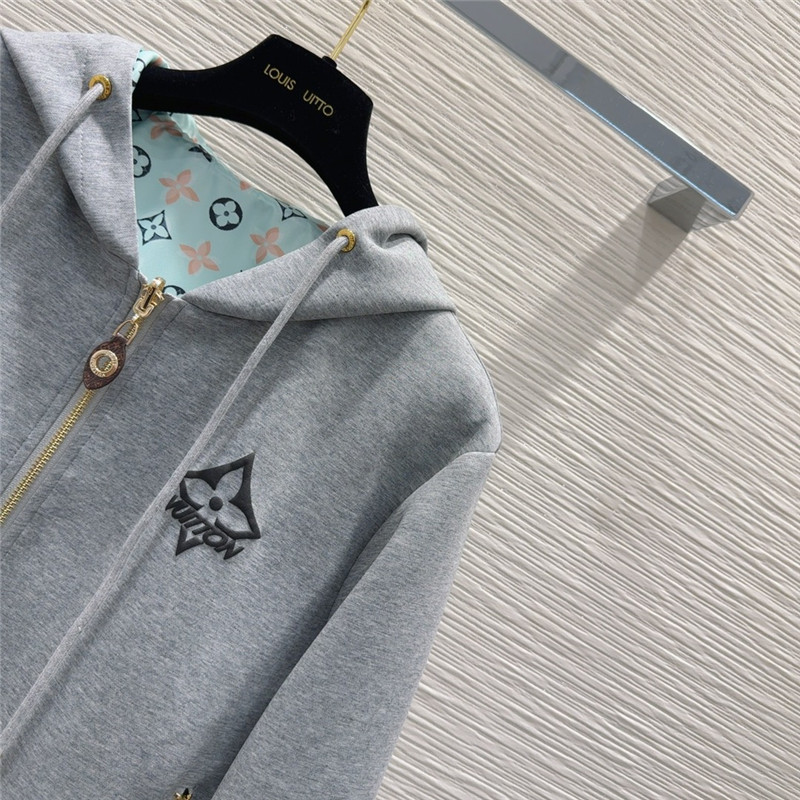 l0vis Vvtt0n lv casual sports suit