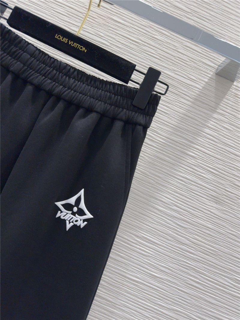 l0vis Vvtt0n lv casual sports suit