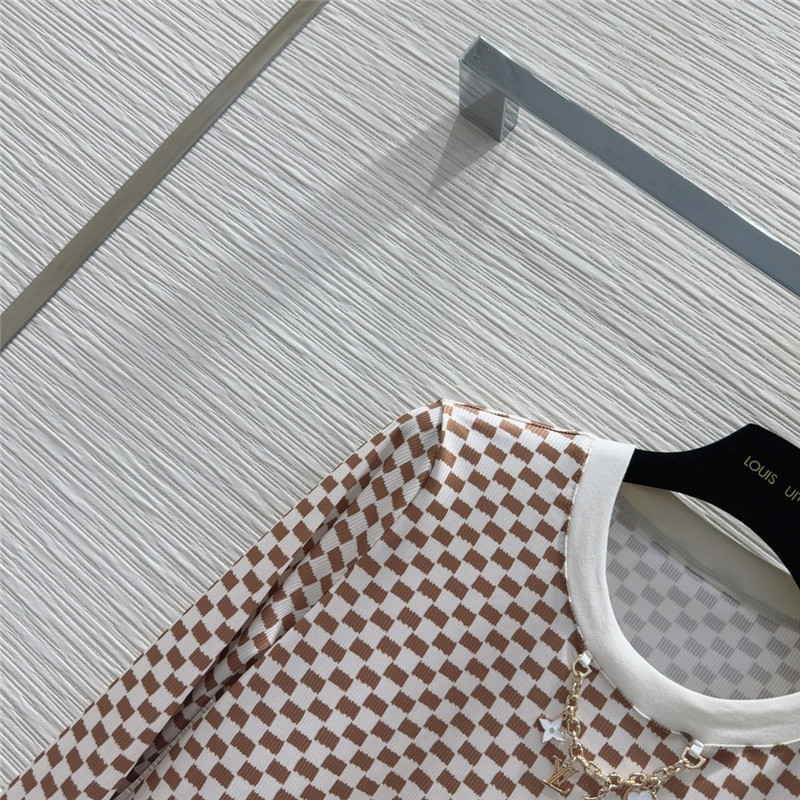 l0vis Vvtt0n lv checkerboard top