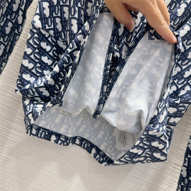 D10r slit bottoming shirt