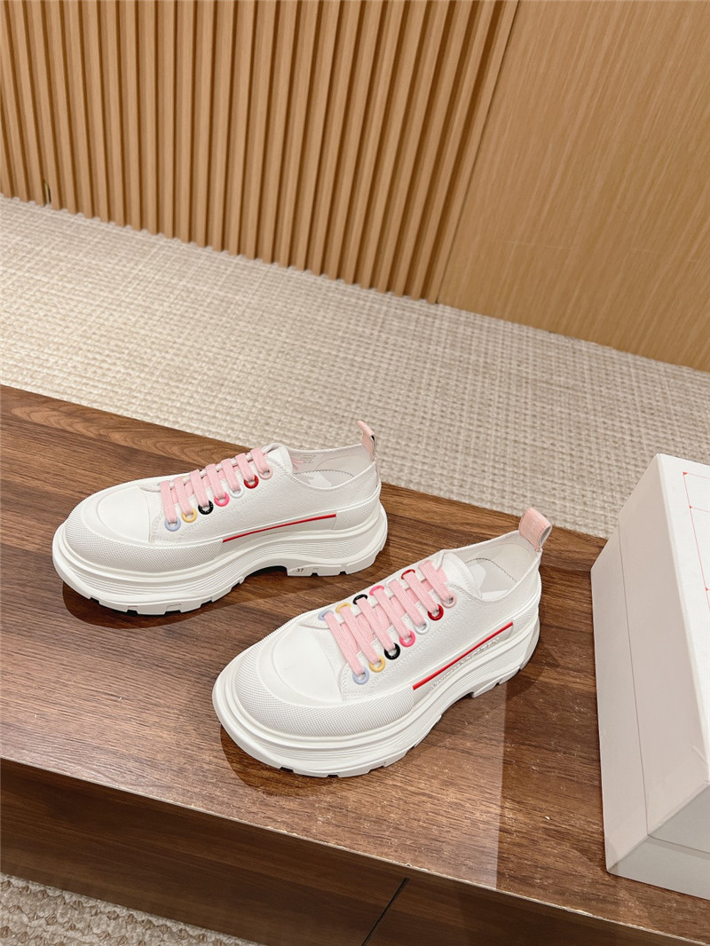 a1exa*der Mcqv*en pink tread slick lace-up sneakers