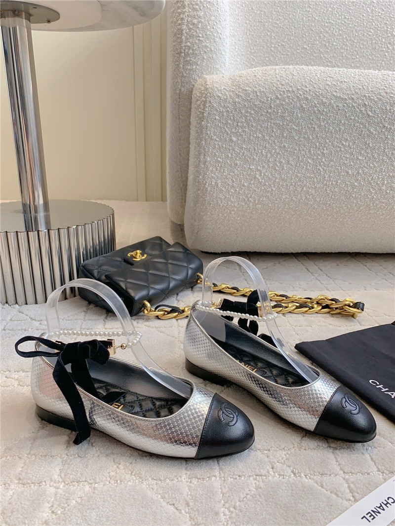Ch**el mary janes silver/black anklet flats