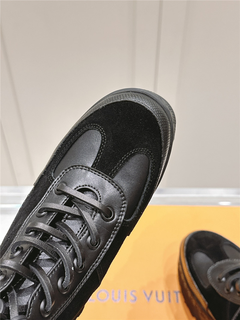 l0vis Vvtt0n laureate platform desert boot black