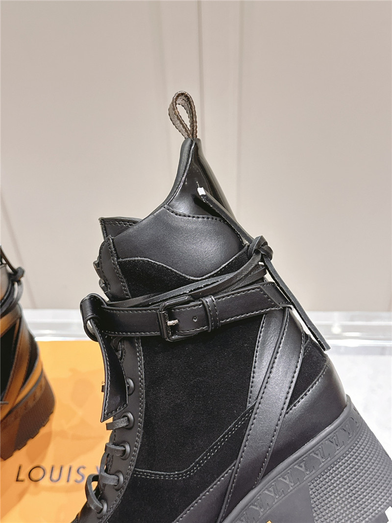 l0vis Vvtt0n laureate platform desert boot black