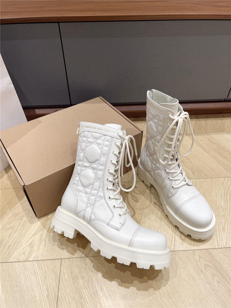 D10r d-unit white ankle boots