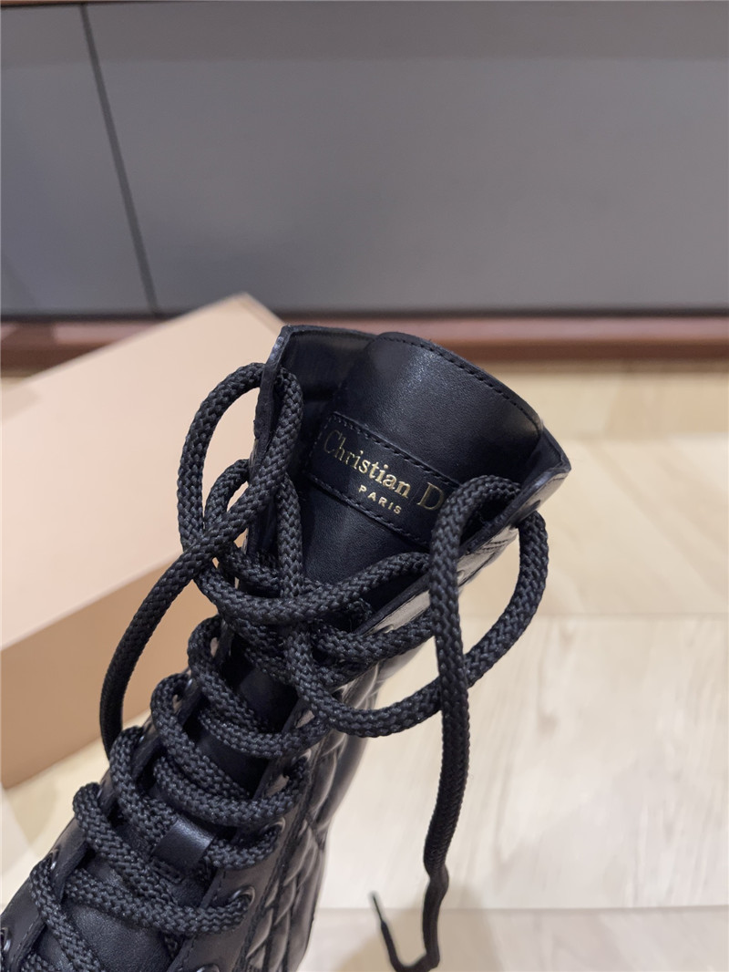 D10r d-unit ankle boots