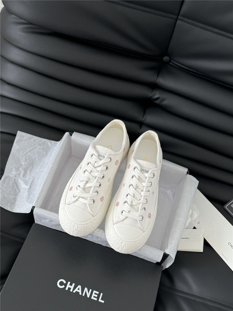 Ch**el lace up low top canvas sneakers