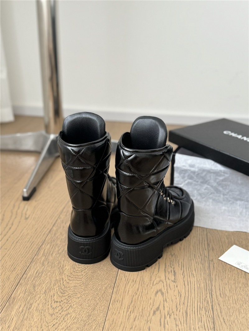 Ch**el oil-wax leather platform boots