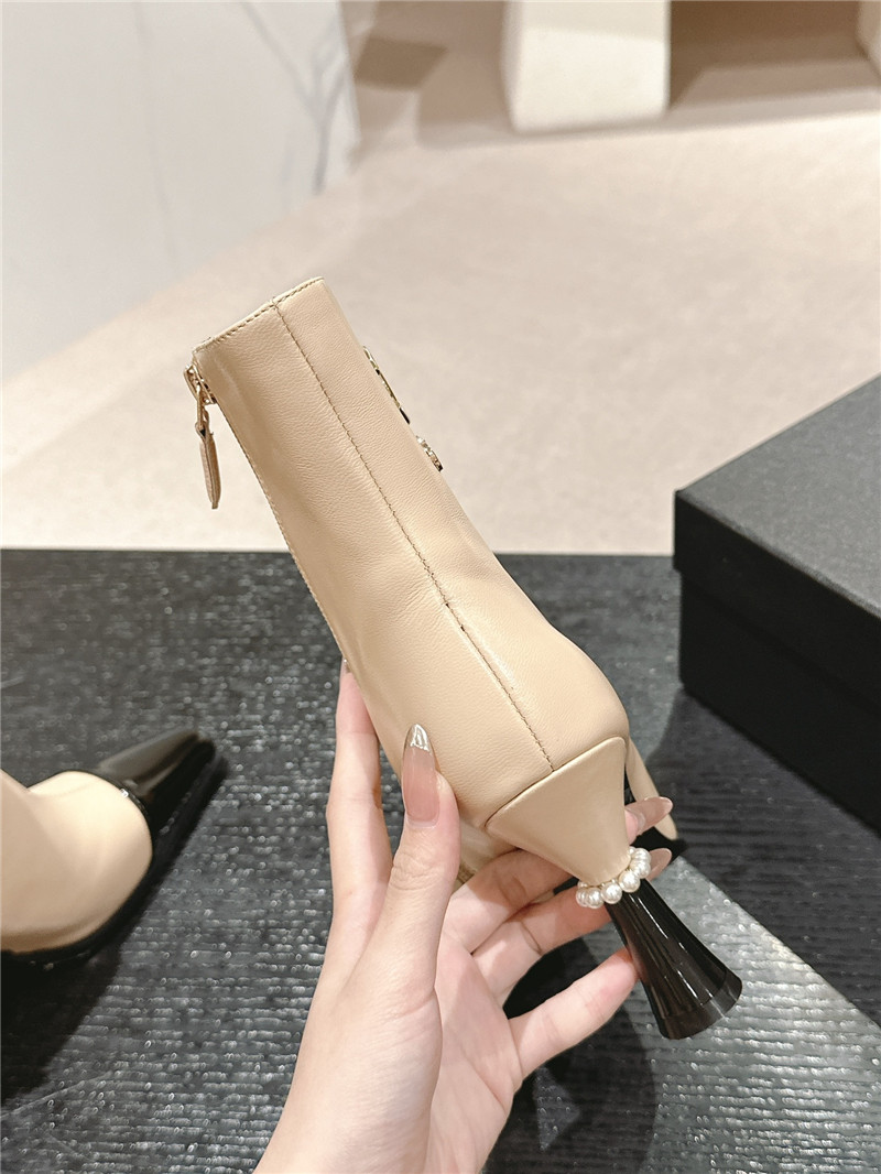 Ch**el beige patent leather boots