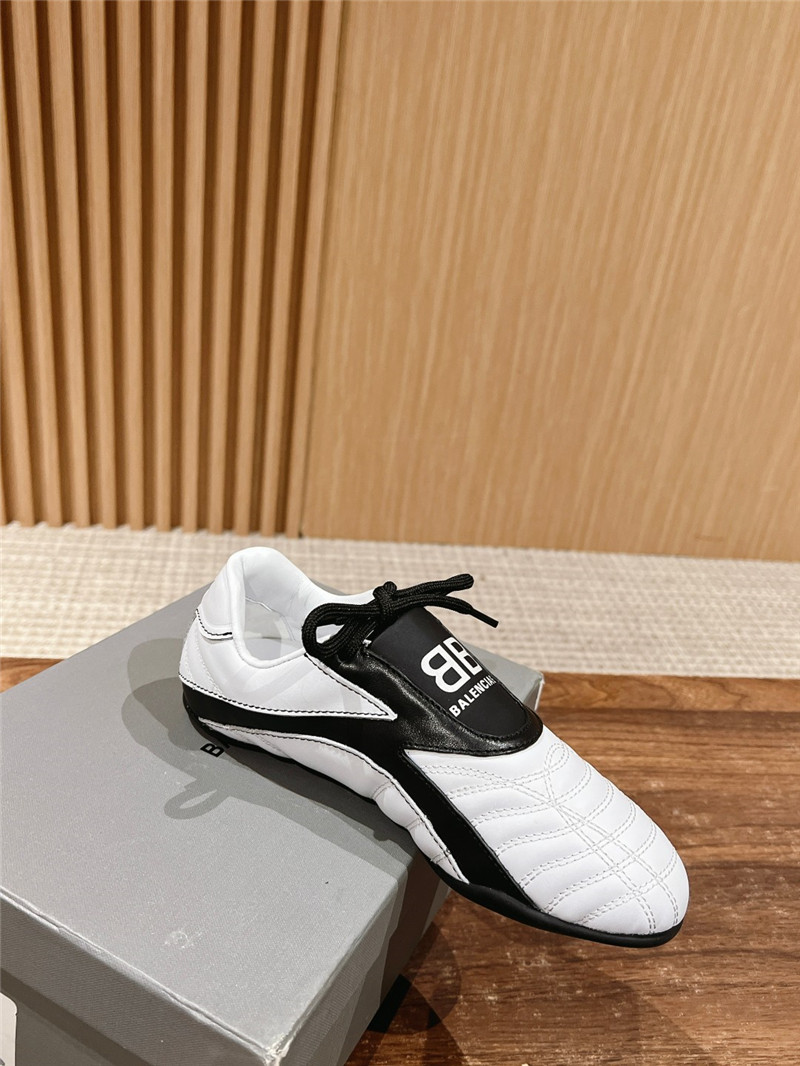 Ba1en*iaga zen sneaker white