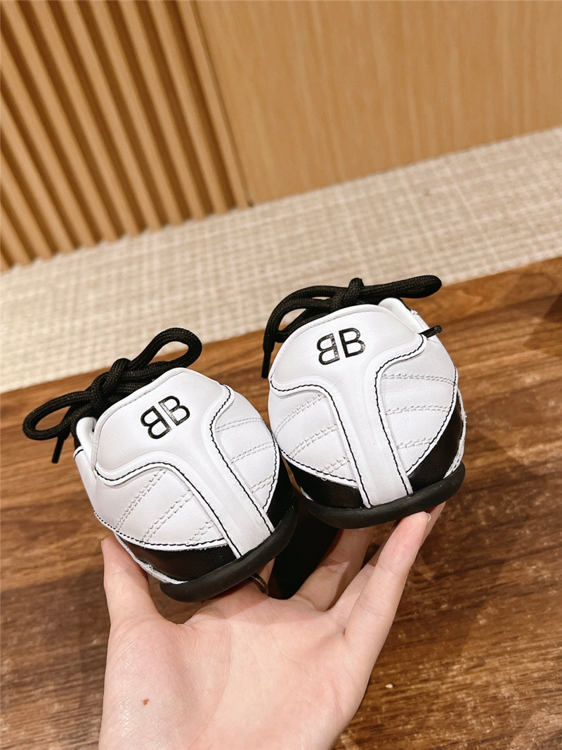 Ba1en*iaga zen sneaker white