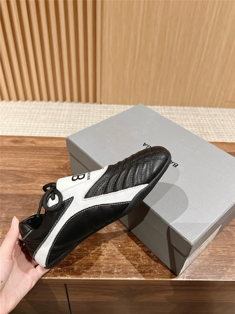 Ba1en*iaga zen sneaker black
