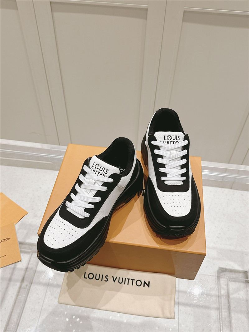 l0vis Vvtt0n lv run away sneaker black white