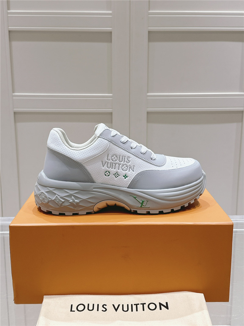 l0vis Vvtt0n run away sneaker gray white