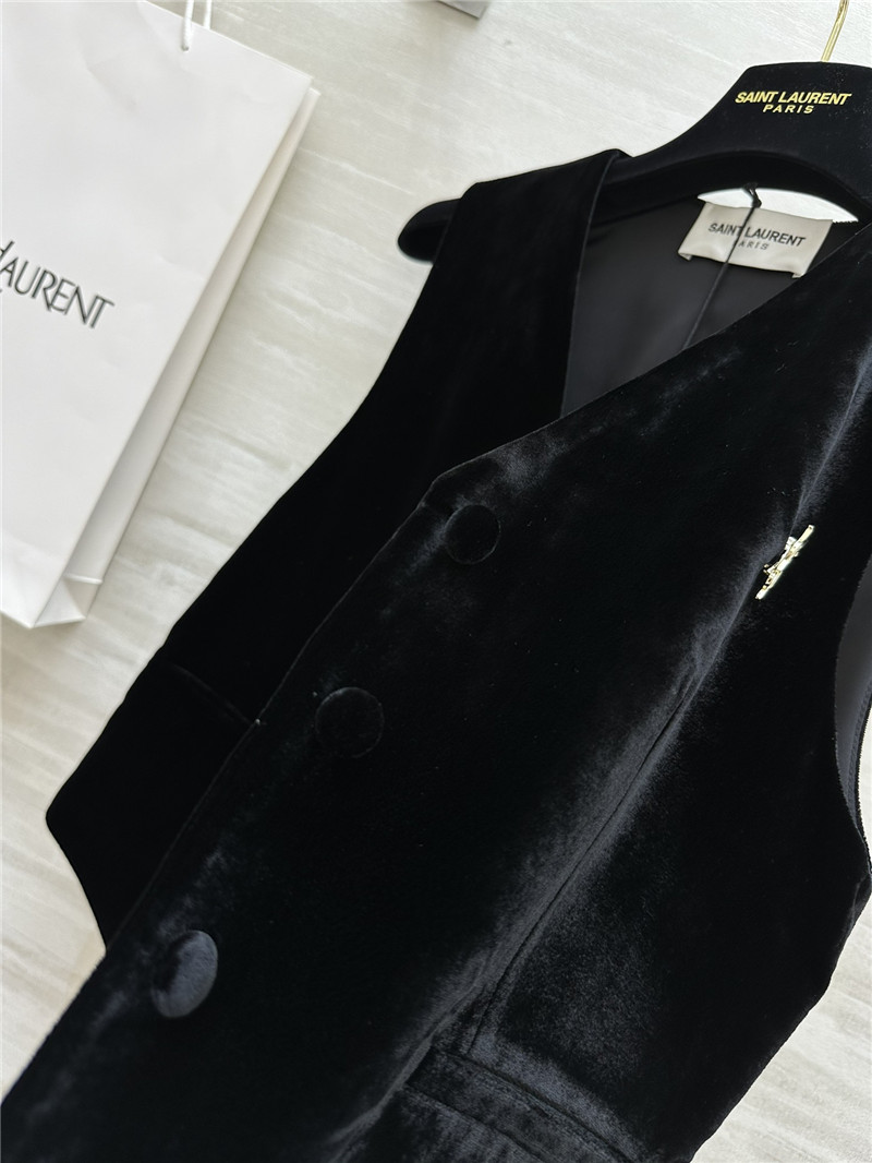 Y51 velvet vest