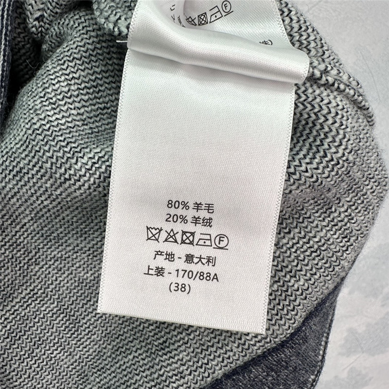 D10r oblique v-neck vest cardigan denim blue
