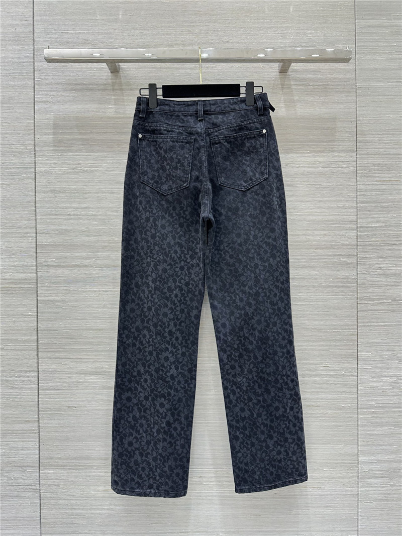 Ch**el high-end jeans