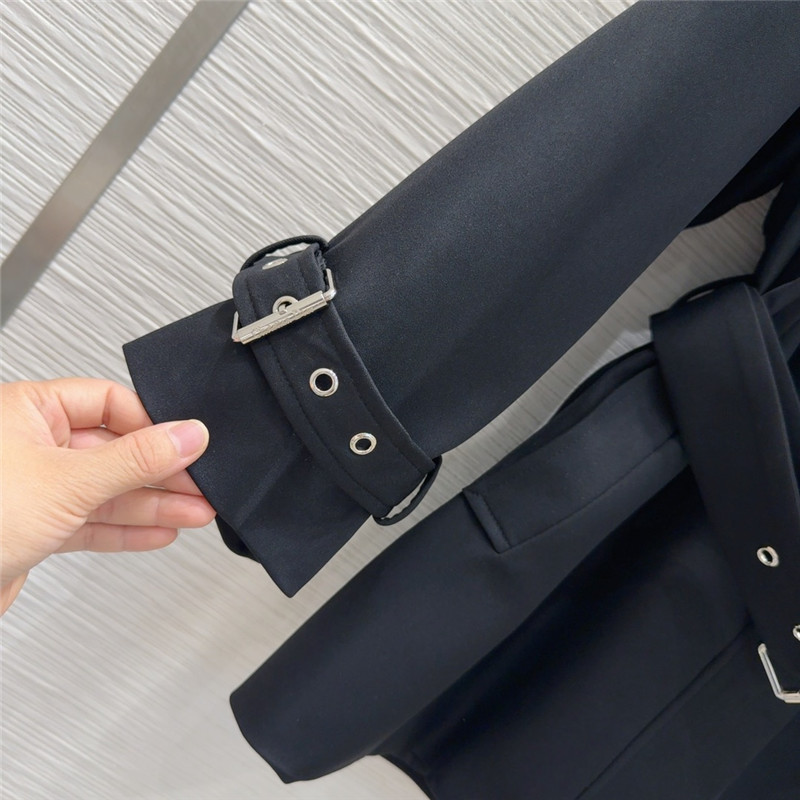 D10r elegant coat