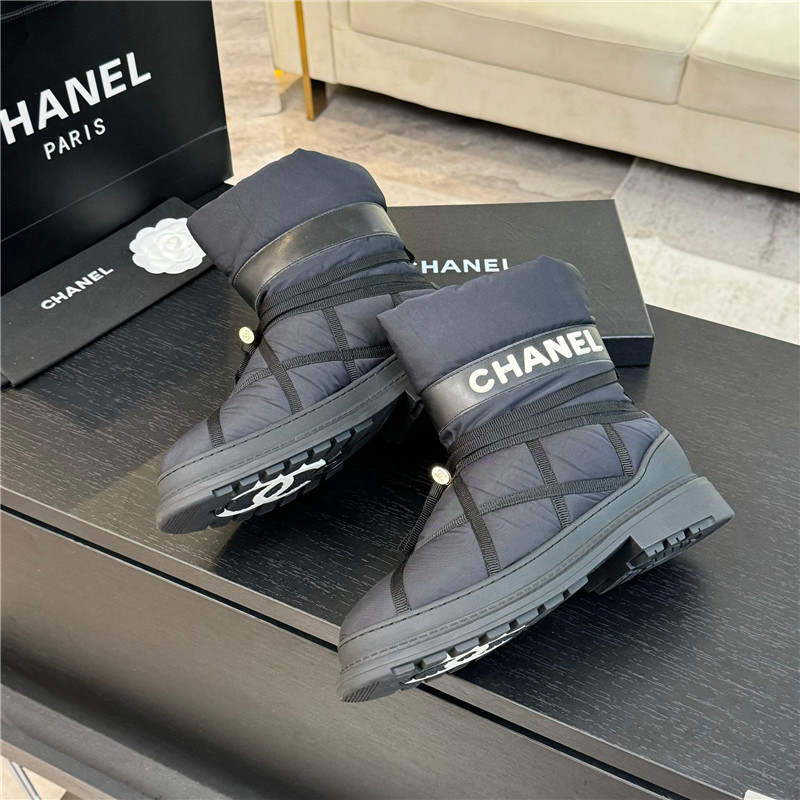 Ch**el calfskin nylon snow boots