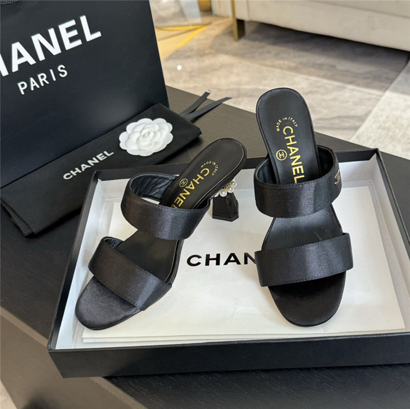 Ch**el pearl heel black satin leather mules