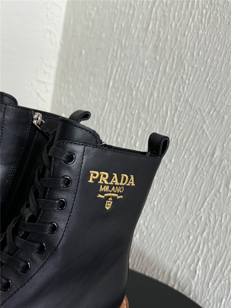 Pra*a lace-up embroidered logo chelsea boots