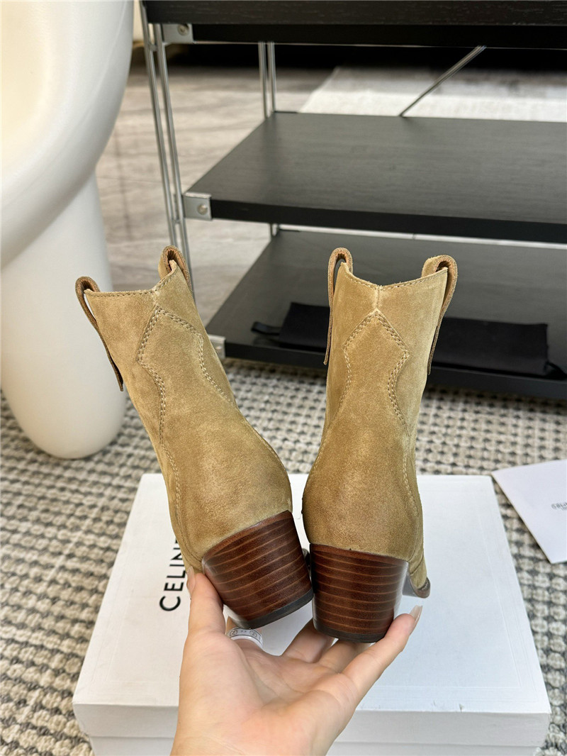 Ce1i*e western embroidered suede boots