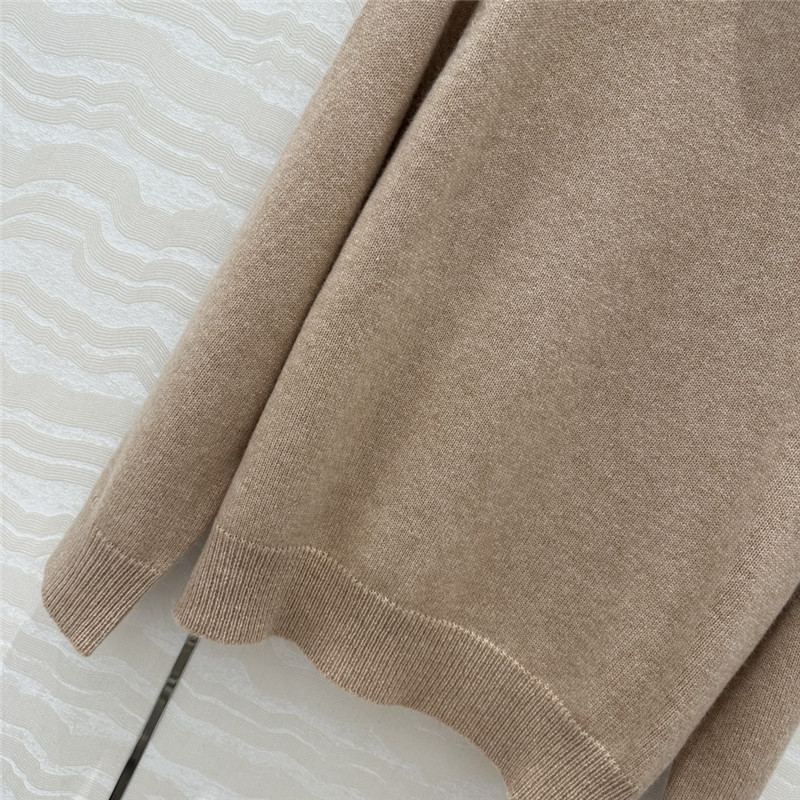 F**di beige cashmere turtleneck sweater