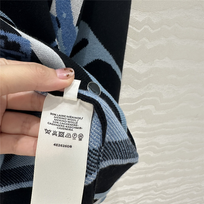 H**me5 mors à jouets cardigan navy