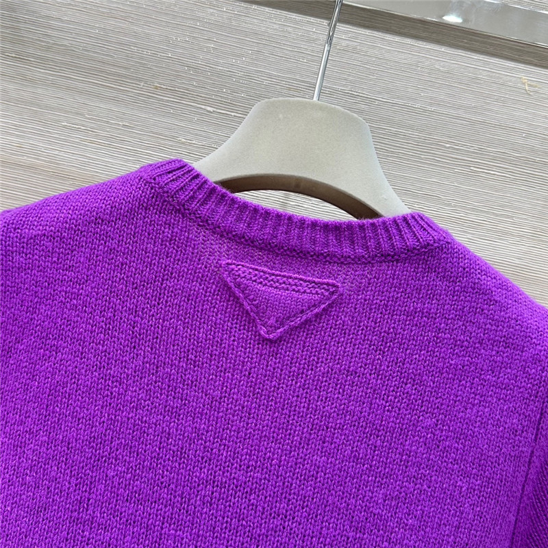 Pra*a cashmere top