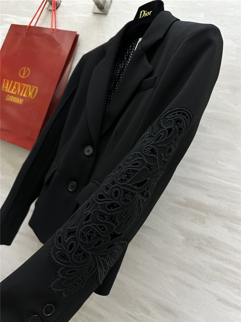 Va1e*ntin0 suit jacket