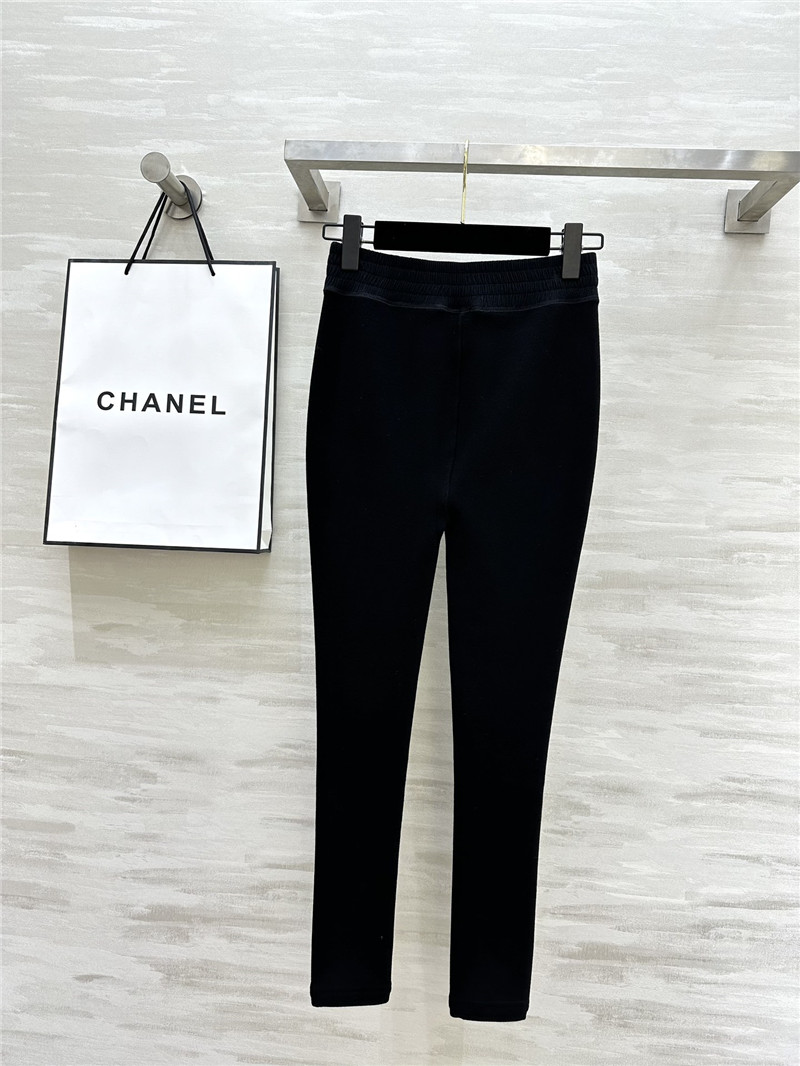 Ch**el cropped pants