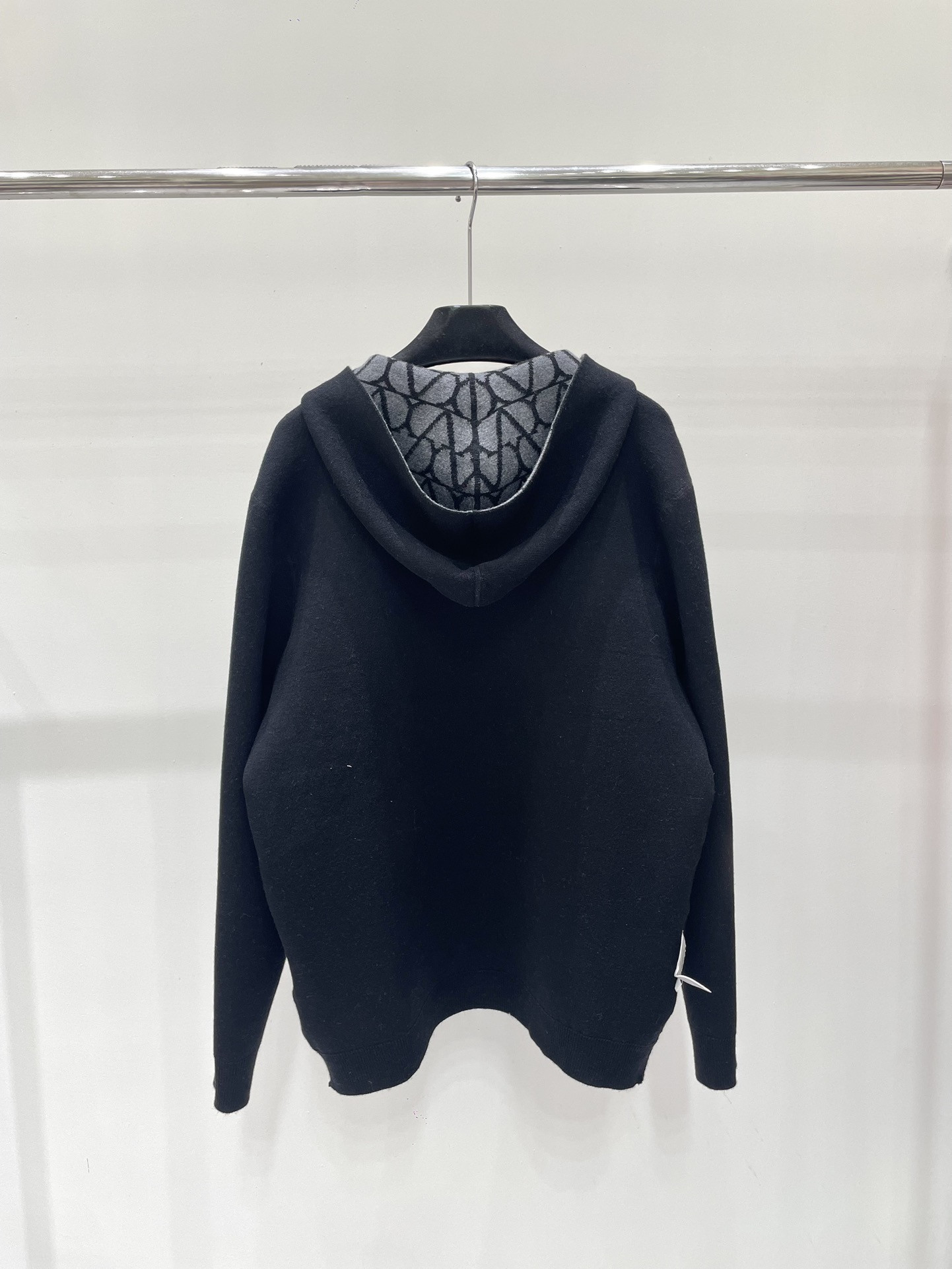 Va1e*ntin0 toile reversible wool jacket with hood