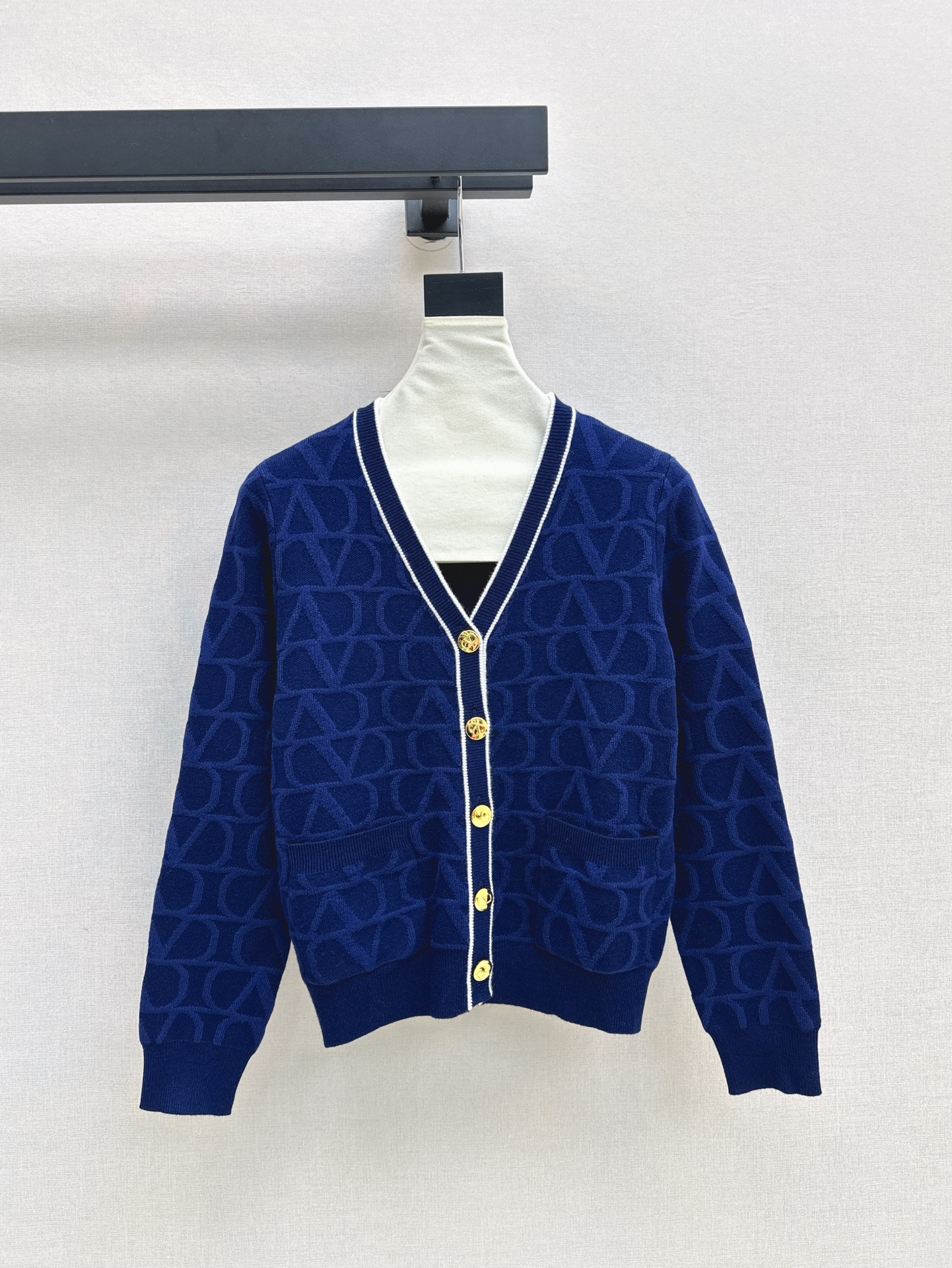 Va1e*ntin0 trim v-neck jacquard cardigan blue