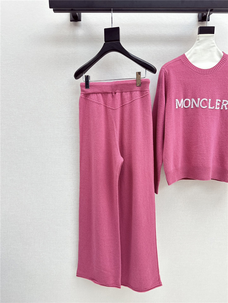 Moncler knitted suit