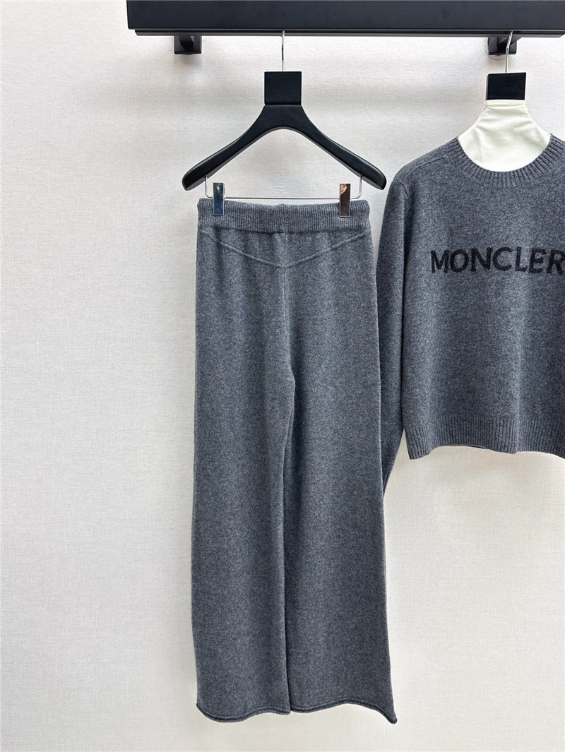 Moncler knitted suit