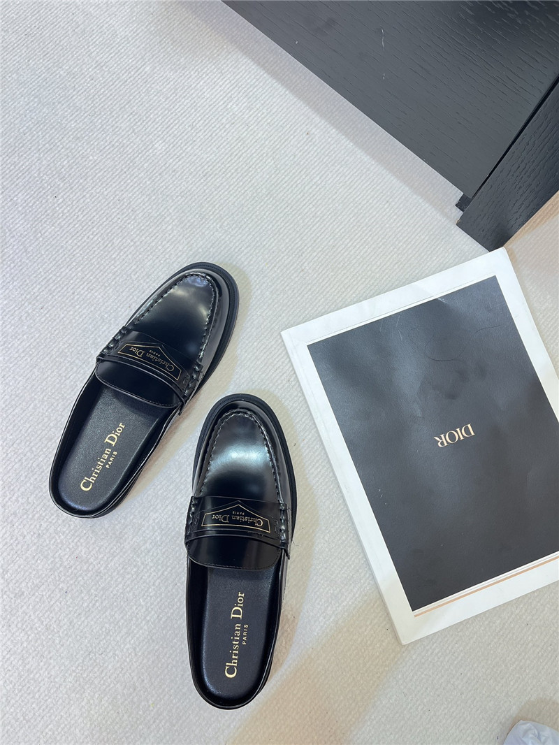 D10r boy mule black patterned calfskin