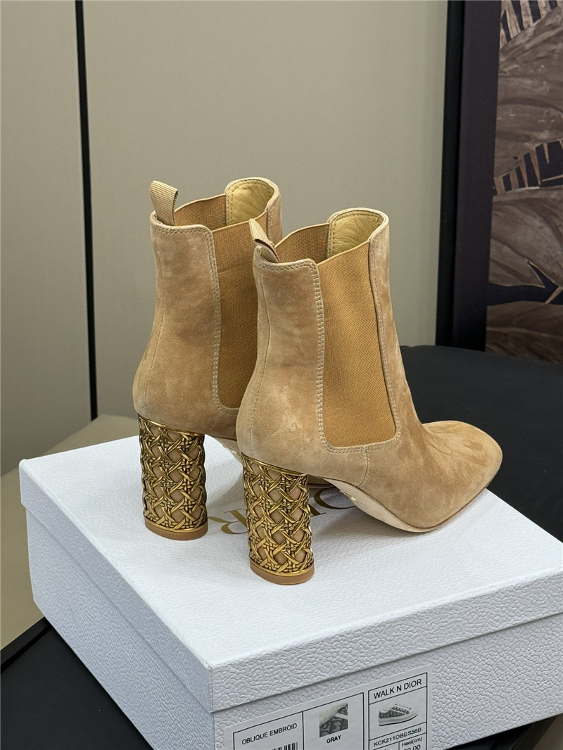 D10r beige suede goatskin icon heeled ankle boot