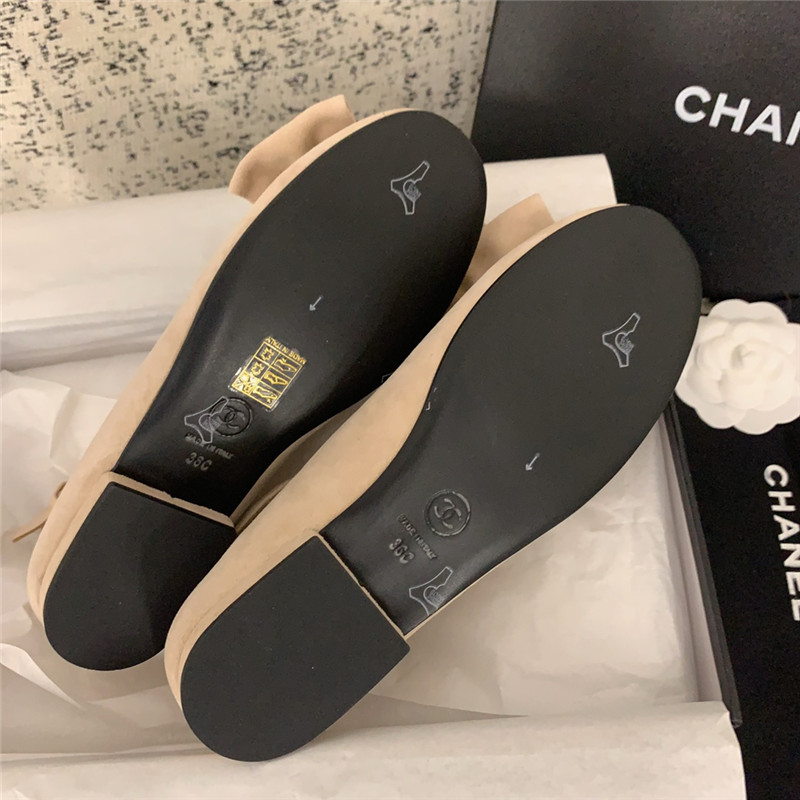 Ch**el mary janes nude velvet flats with strass & metal