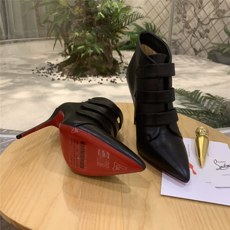 Chr1st1an louboutin black leather triniboot ankle boots