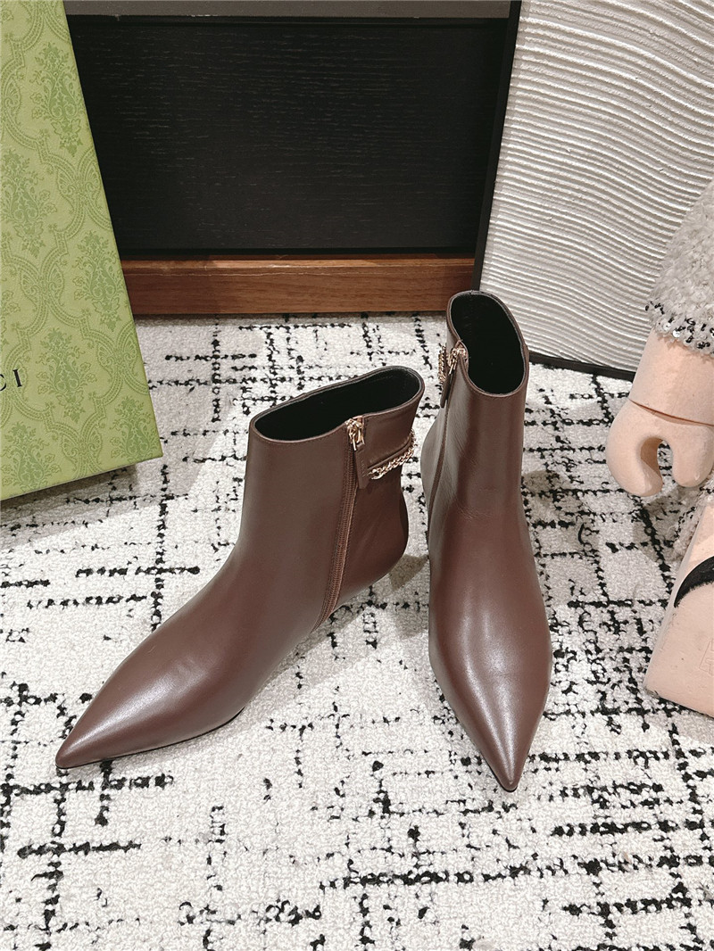 Gvc*1 brown pointed toe heeled ankle boots