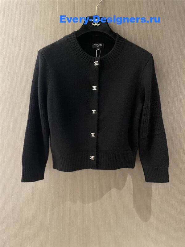 Ch**el black crop cashmere cardigan
